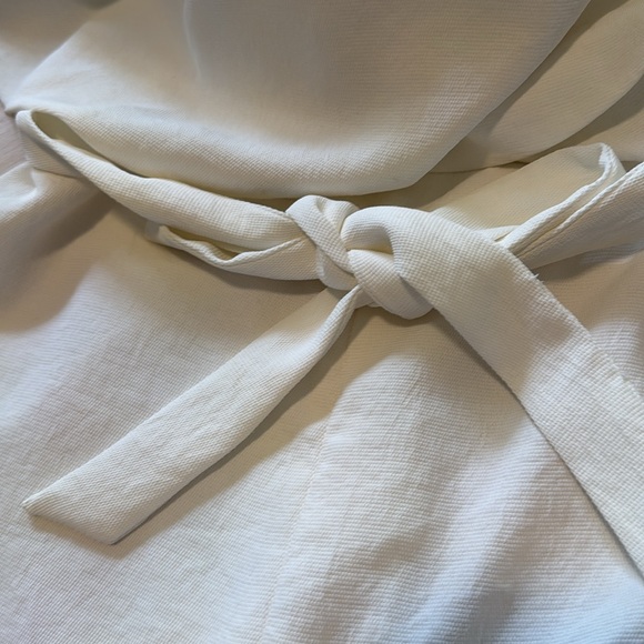 Aritzia Strapless Ruffle romper - Picture 5 of 5